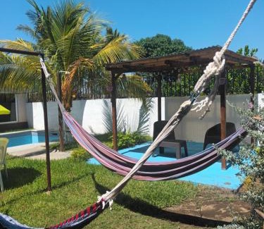 Monterrico House | Hogar media luna