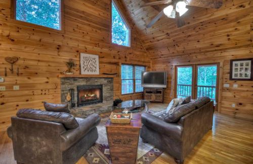 Blue Ridge House | Hogback Haven - Arcade Games, Hot Tub, Fire Pit, Cozy Amenities, Rocking Bench, Private Wooded View - Blue Ridge, GA