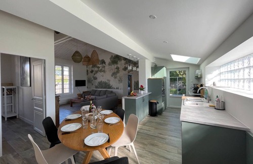 La Faute-sur-Mer House | Holiday Home 'La Bohème - Ref 627' with Private Terrace, Private Garden and Wi-Fi