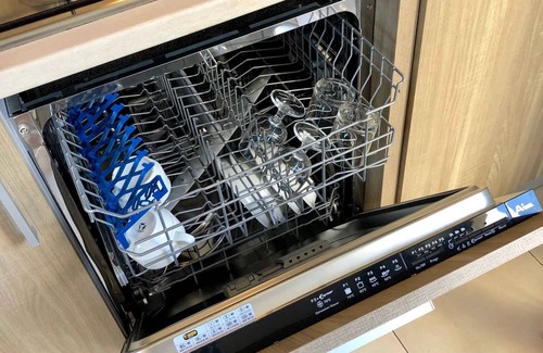 Cavalcaselle Apartment | Holiday apartment with outdoor swimming pool