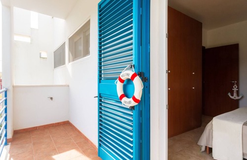 Boncore House | Holiday Accommodation "Libeccio" with private parking and Wi-Fi