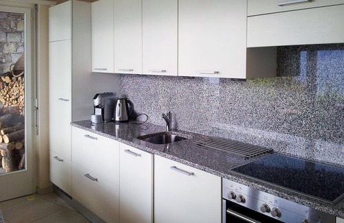 Brione sopra Minusio Apartment | Holiday apartment Brione sopra Minusio for 1 - 4 persons with 2 bedrooms - Holiday apartment