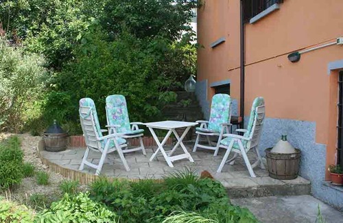 Francia-Casella Apartment | Holiday apartment Montecalvo Versiggia for 1 - 4 persons - Holiday apartment in one or multi-family