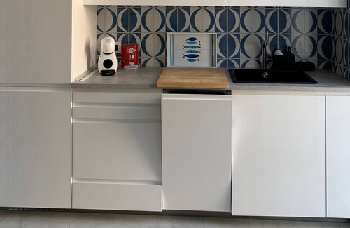 Misano Adriatico Apartment | Holiday Apartment "Glicine" with Sea View, Private Terraces & Wi-Fi