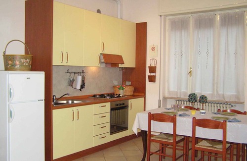 Provezze Apartment | Holiday apartment with garden property