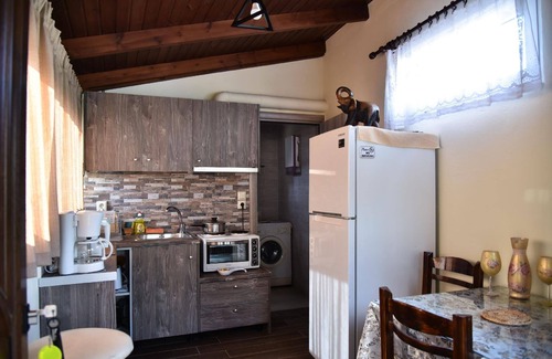 Gazi Apartment | Holiday apartment Achlada for 1 - 3 persons with 1 bedroom - Twin house
