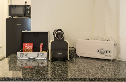 Distrito Noroeste Apartment | Holiday Apartment "Aligrama Cordoba" with A/C & Wi-Fi