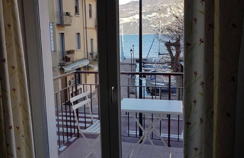 Porto Apartment | Holiday apartment Brenzone for 1 - 2 persons - Holiday apartment in one or multi-family house