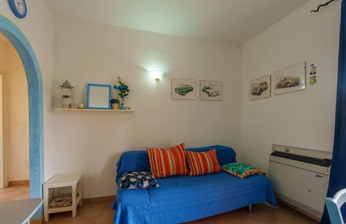 Murta Maria Apartment | Holiday Apartment 'Casa Vacanze Mirtillo' with Shared Pool, Terrace & Garden