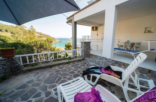 Cavoli Apartment | Holiday apartment Cavoli for 1 - 2 persons - Holiday apartment in one or multi-family house