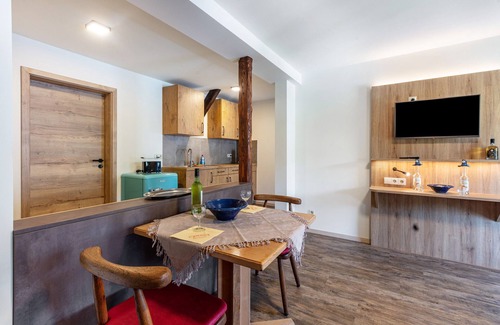 St. Blasien Apartment | Holiday Apartment '4' with Mountain View, Balcony and Wi-Fi