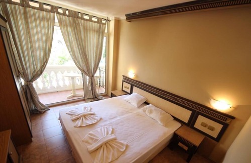 Elenite Apartment | Holiday apartment Elenite for 1 - 4 persons with 1 bedroom - Holiday apartment