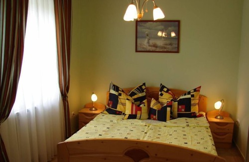 Fonyod Apartment | Holiday apartment Fonyód for 1 - 6 persons with 3 bedrooms - Holiday apartment