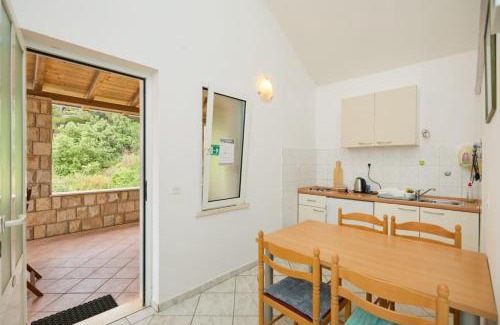 Saplunara Apartment | Holiday apartment in Saplunara with sea view, balcony, air conditioning, WiFi 5197-2