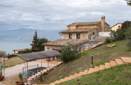 Montecolognola Apartment | Holiday apartment Magione for 1 - 9 persons with 4 bedrooms - Holiday apartment