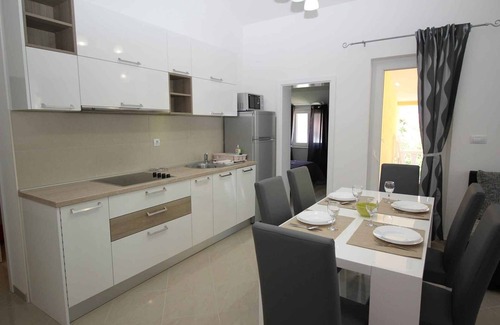 Baska Apartment | Holiday apartment mit Pool