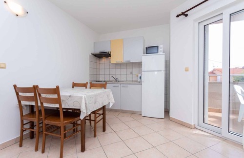 Baska Apartment | Holiday apartment near the sea with barbecue and panoramic view