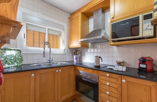 Els Griells Apartment | Holiday Apartment 'Noenil' with Pool & Wi-Fi