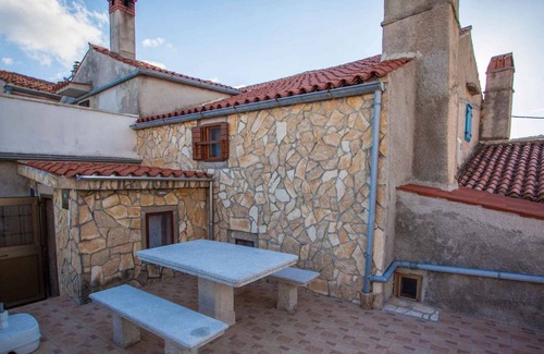 Orlec Apartment | Holiday apartment Orlec antique apartment