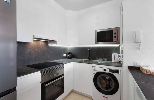 Candelaria Apartment | Holiday Apartment "Rincon Tropical" with Sea View, Shared Pool & Wi-Fi