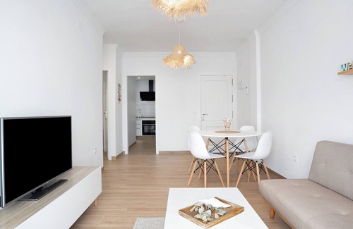 Barbate Apartment | Holiday Apartment "Vazquez Mella Barbate" with Wi-Fi