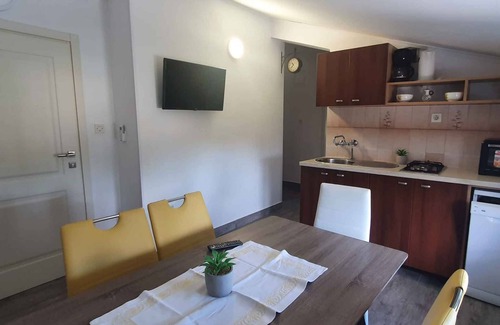 Jasenovica Apartment | Holiday apartment with air conditioning