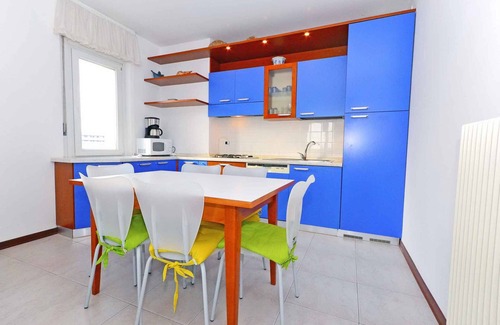 Lignano Sabbiadoro Apartment | Holiday apartment with balcony, air conditioning and internet