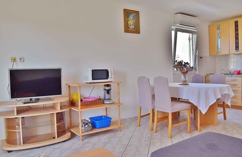 Lopar Apartment | Holiday apartment with one bedroom