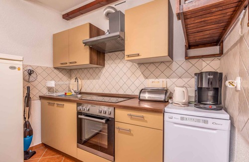 Soline Apartment | Holiday apartment with sea view