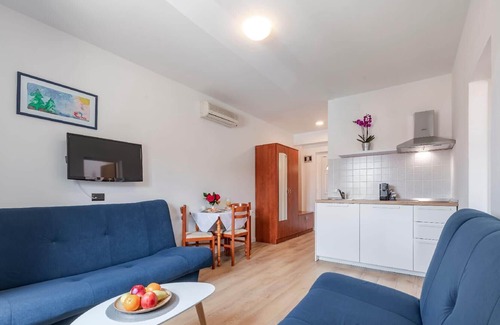 Stikovica Apartment | Holiday apartment Zaton for 1 - 4 persons with 1 bedroom - Row house