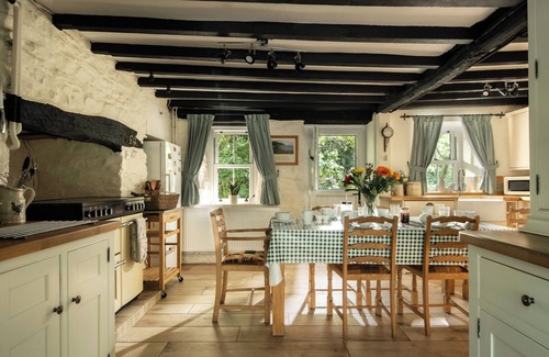 Brecon Cottage | Holiday Cottage with luxury hot tub sat in its own private woodland in Brecon.