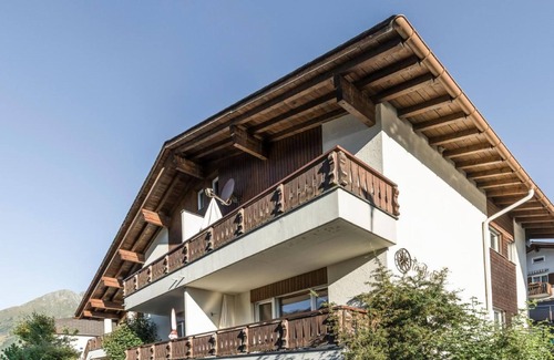 Sedrun Apartment | Holiday flat "Casa La Roda Heidi"