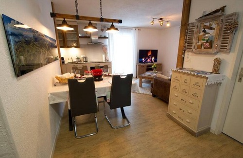 Sattel House | Holiday flat "S'Edelweiss" with mountain view