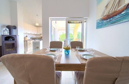 Soline Apartment | Holiday flat with a view of the sea