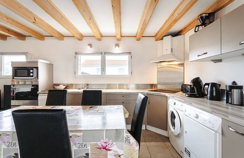 Boyardville House | Holiday Home "Maison Boyardville Piscine" with Pool & Wi-Fi