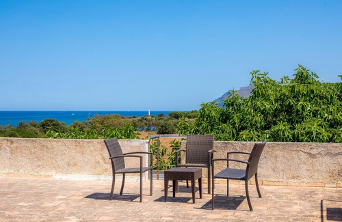 Colonia de Sant Pere House | Holiday Home Casa del Mar 37 with Sea & Mountain View, Garden & Wi-Fi