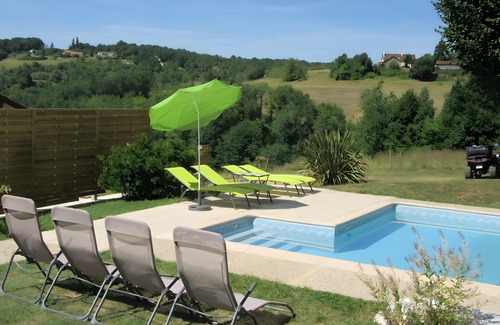 Leguillac-de-l'Auche House | Holiday Home 'La Maeltri' with Private Pool, Wi-Fi and Air Conditioning