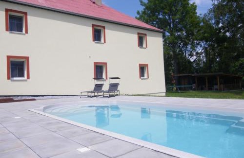 Horni Plana Villa | Holiday Home Žlábek