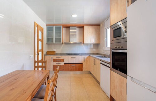 Lloret de Mar House | Holiday Home 'Azzure' with Sea View, Wi-Fi and Air Conditioning