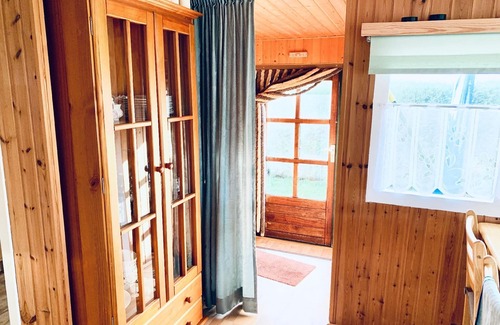 Onderdijk House | Holiday home Balu with own walkway directly on the water IJsselmeer .