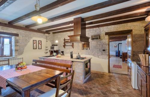 Grzini House | Holiday Home Bozac by Interhome