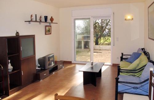 Calonge House | Holiday Home Bretos 8 - CGE 215 by Interhome