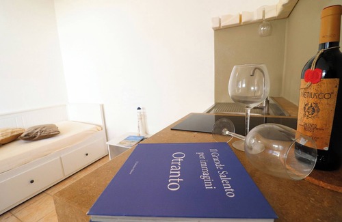 Otranto House | Holiday Home 'Bungalow Fragola' with Shared Pool, Wi-Fi and Air Conditioning