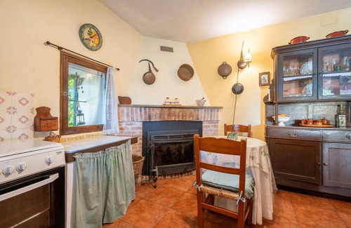 Sencelles House | Holiday Home 'Ca'n Brusquer' with Mountain View, Private Pool and Wi-Fi