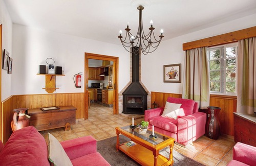 Tijarafe House | Holiday Home 'Casa Ariadna' with Sea View, Private Garden and Wi-Fi