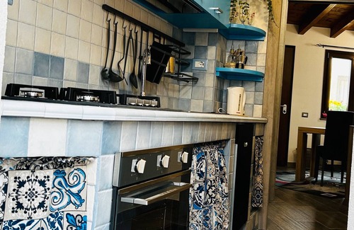 Sant'Antioco House | Holiday Home 'Casa Ipogeo' with Private Terrace, Wi-Fi and Air Conditioning