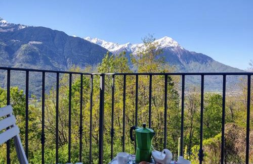 Cercino House | Holiday Home Casa Kiwi by Interhome