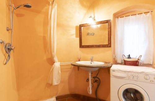 Castellaro House | Holiday Home Casa Pinela Maria Sole by Interhome