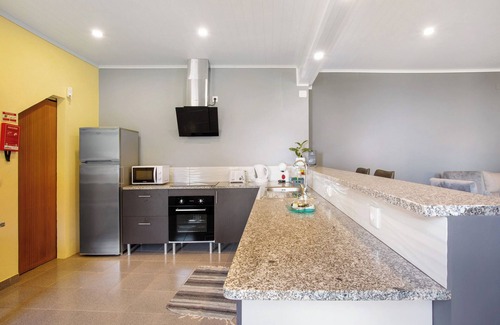 Sao Vicente House | Holiday Home 'Casa Estrela Do Norte' with Sea View, Private Terrace and Wi-Fi