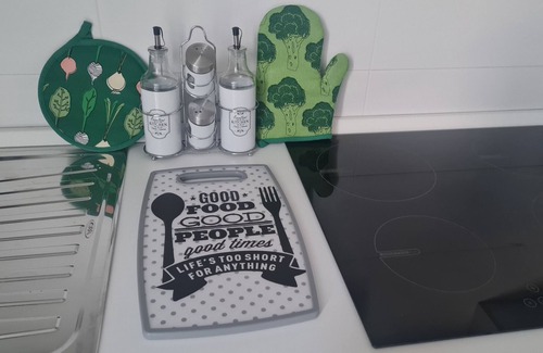 Manfredonia House | Holiday Home 'Casa Vacanza Paradiso' with Sea View, Wi-Fi and Air Conditioning